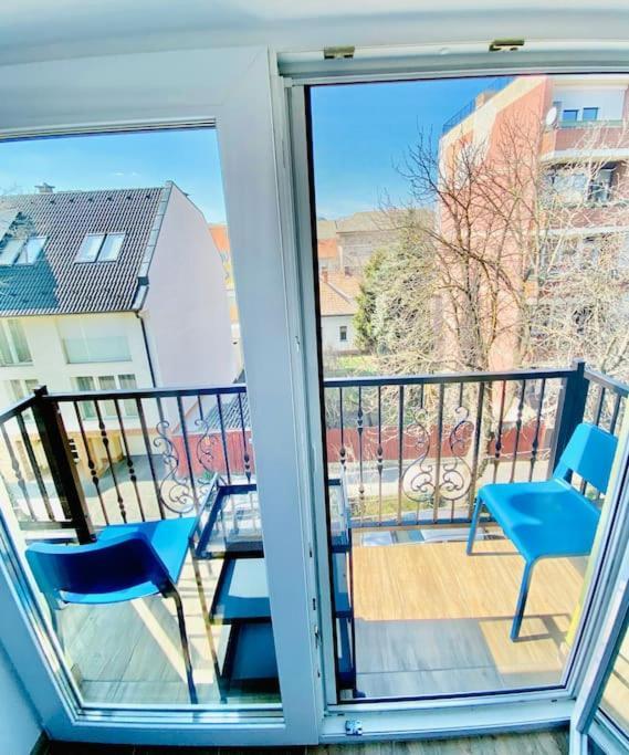 Lemon Premium Apartment Szeged Bagian luar foto